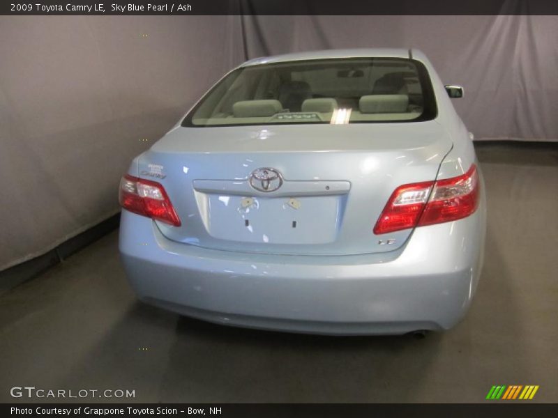 Sky Blue Pearl / Ash 2009 Toyota Camry LE