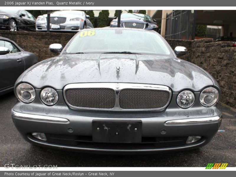 Quartz Metallic / Ivory 2006 Jaguar XJ Vanden Plas