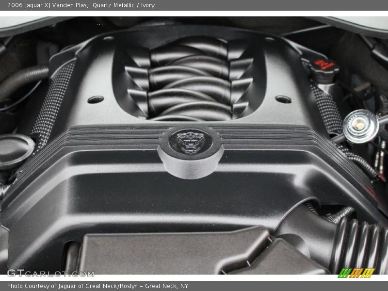  2006 XJ Vanden Plas Engine - 4.2 Liter DOHC 32-Valve VVT V8