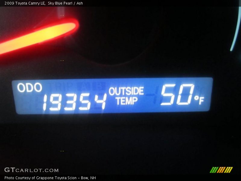 Sky Blue Pearl / Ash 2009 Toyota Camry LE