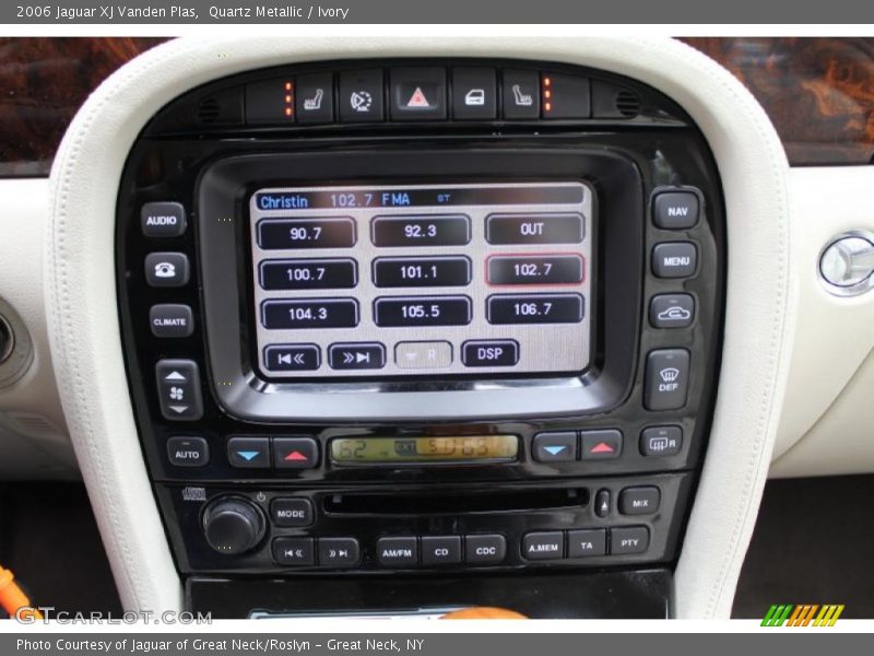 Controls of 2006 XJ Vanden Plas