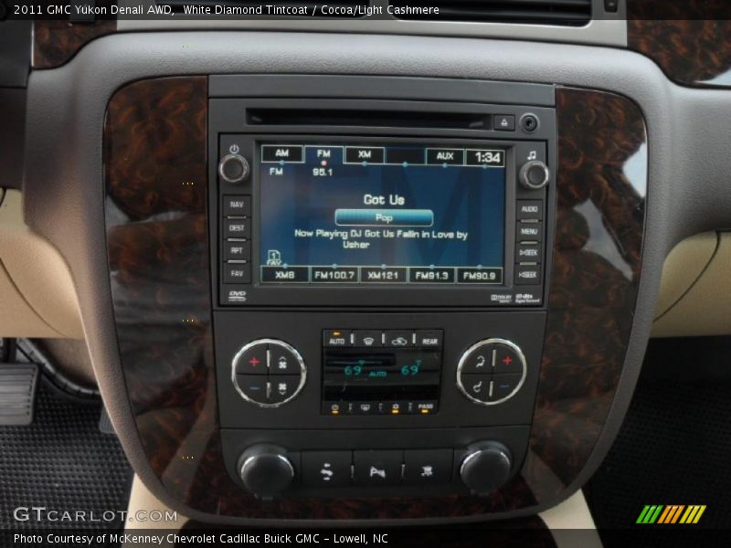 White Diamond Tintcoat / Cocoa/Light Cashmere 2011 GMC Yukon Denali AWD