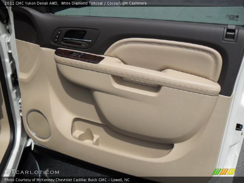 White Diamond Tintcoat / Cocoa/Light Cashmere 2011 GMC Yukon Denali AWD