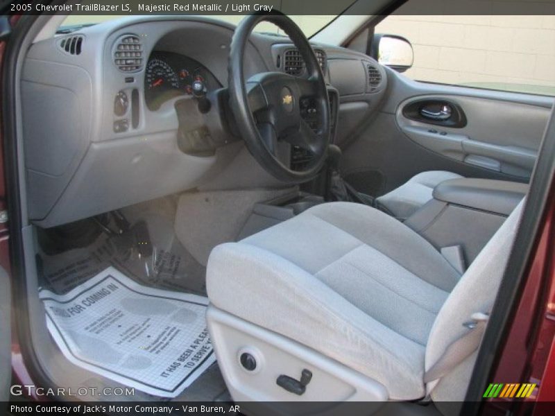 Majestic Red Metallic / Light Gray 2005 Chevrolet TrailBlazer LS