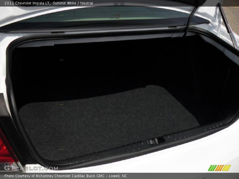 Summit White / Neutral 2011 Chevrolet Impala LT