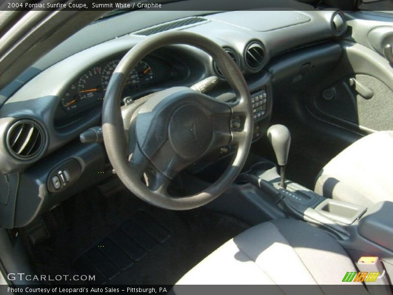 Summit White / Graphite 2004 Pontiac Sunfire Coupe