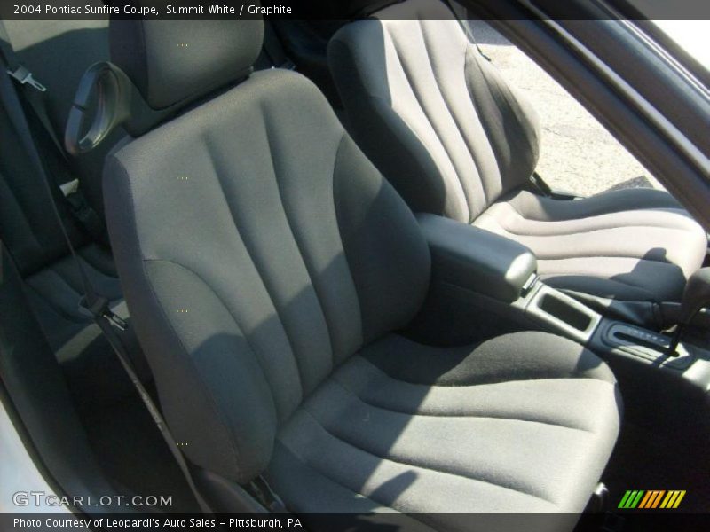 Summit White / Graphite 2004 Pontiac Sunfire Coupe
