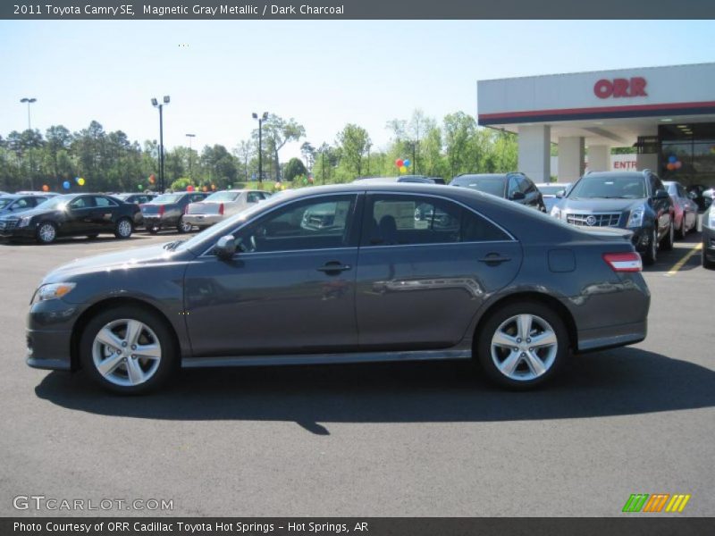 Magnetic Gray Metallic / Dark Charcoal 2011 Toyota Camry SE