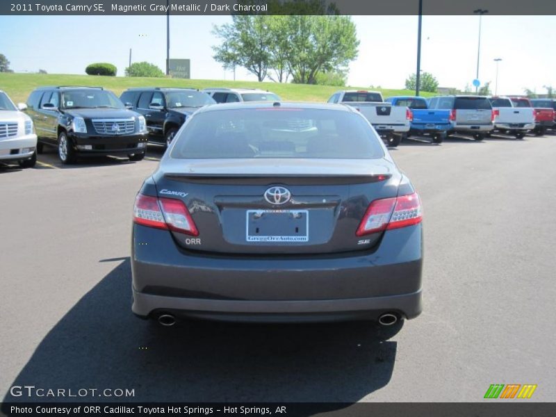 Magnetic Gray Metallic / Dark Charcoal 2011 Toyota Camry SE