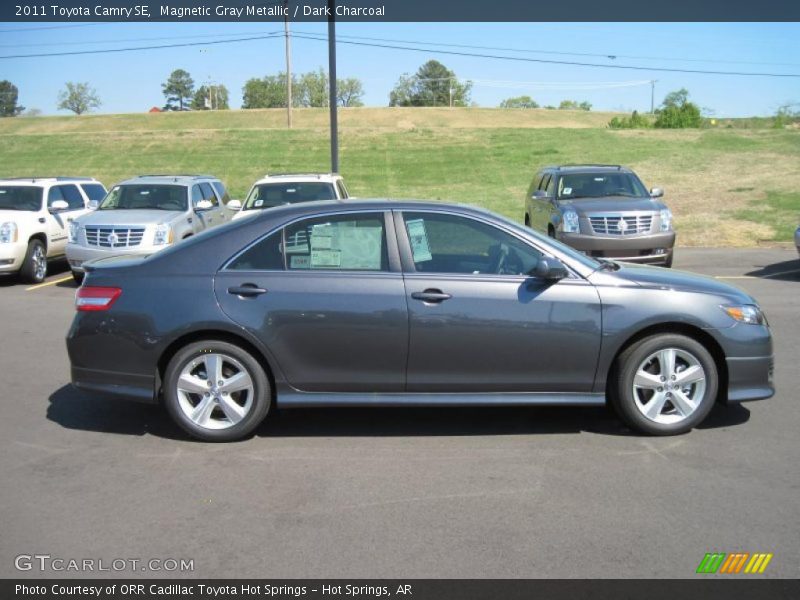 Magnetic Gray Metallic / Dark Charcoal 2011 Toyota Camry SE