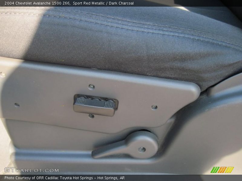Sport Red Metallic / Dark Charcoal 2004 Chevrolet Avalanche 1500 Z66