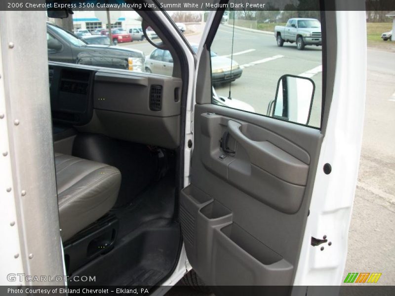 Summit White / Medium Dark Pewter 2006 Chevrolet Express 3500 Cutaway Moving Van