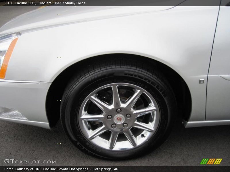 Radiant Silver / Shale/Cocoa 2010 Cadillac DTS