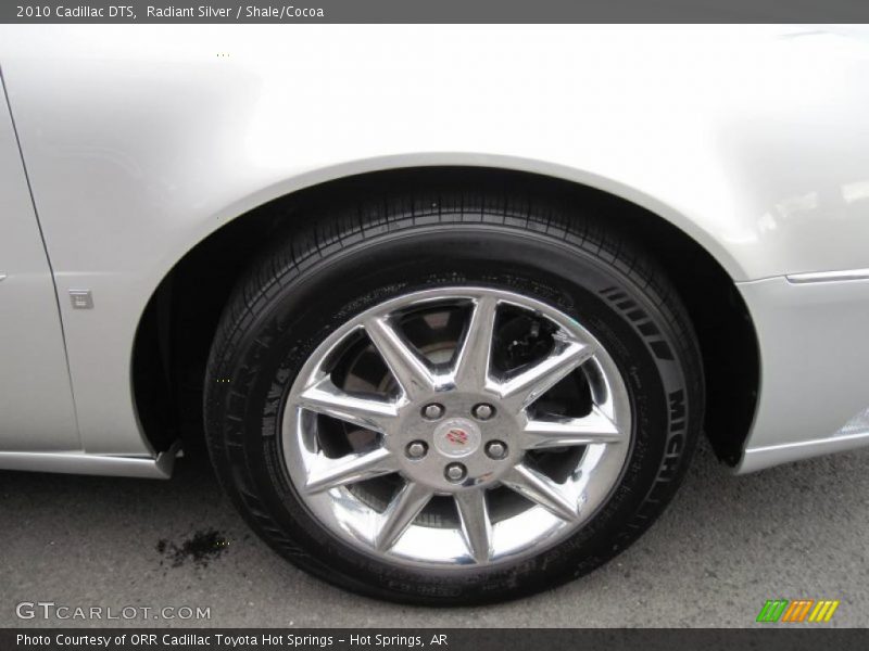 Radiant Silver / Shale/Cocoa 2010 Cadillac DTS