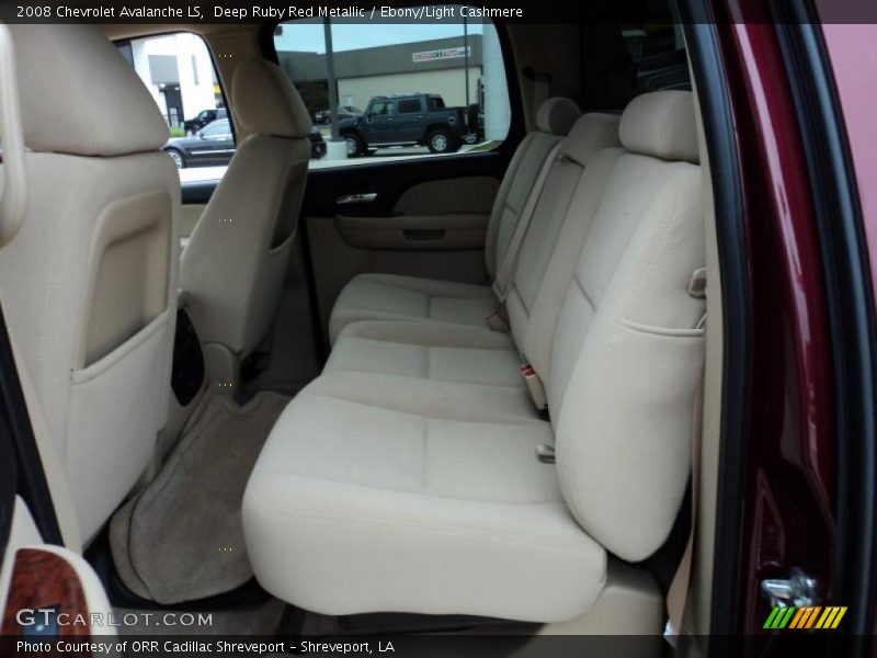  2008 Avalanche LS Ebony/Light Cashmere Interior