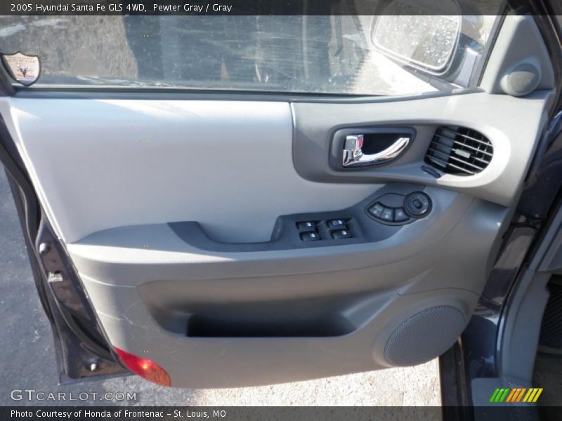 Pewter Gray / Gray 2005 Hyundai Santa Fe GLS 4WD