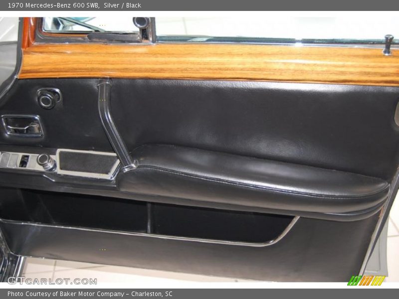 Silver / Black 1970 Mercedes-Benz 600 SWB