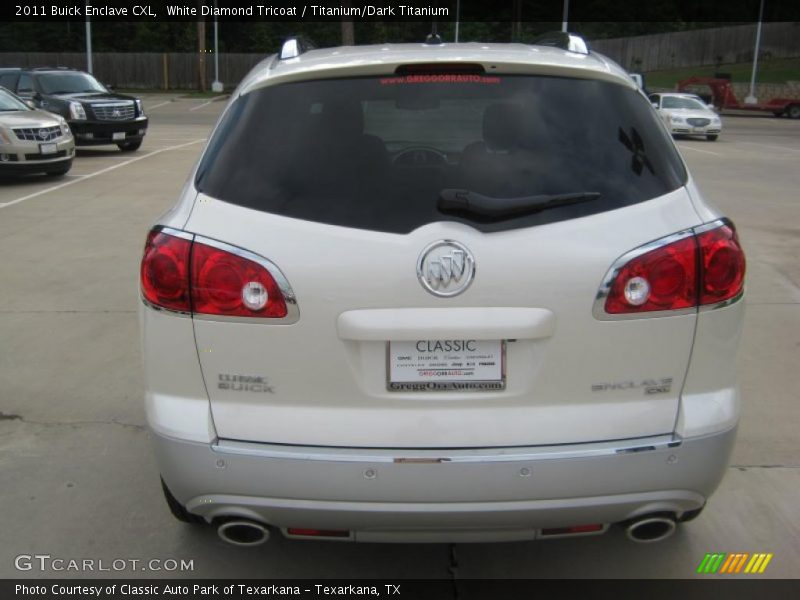 White Diamond Tricoat / Titanium/Dark Titanium 2011 Buick Enclave CXL