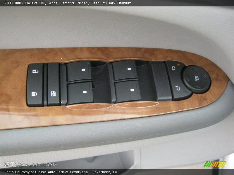 White Diamond Tricoat / Titanium/Dark Titanium 2011 Buick Enclave CXL