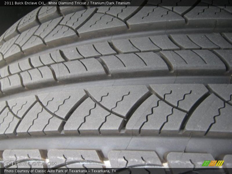 White Diamond Tricoat / Titanium/Dark Titanium 2011 Buick Enclave CXL