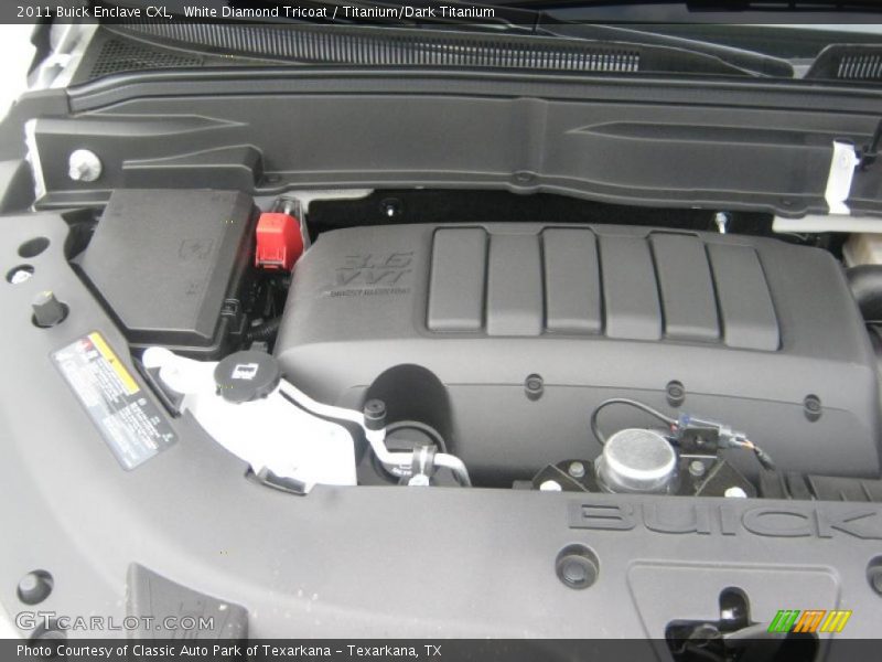 White Diamond Tricoat / Titanium/Dark Titanium 2011 Buick Enclave CXL