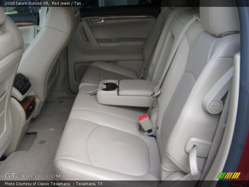  2008 Outlook XR Tan Interior