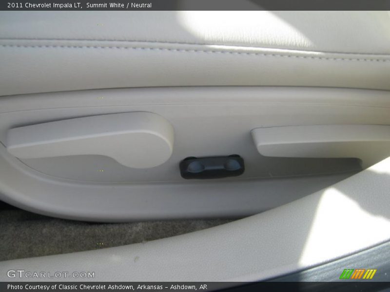 Summit White / Neutral 2011 Chevrolet Impala LT