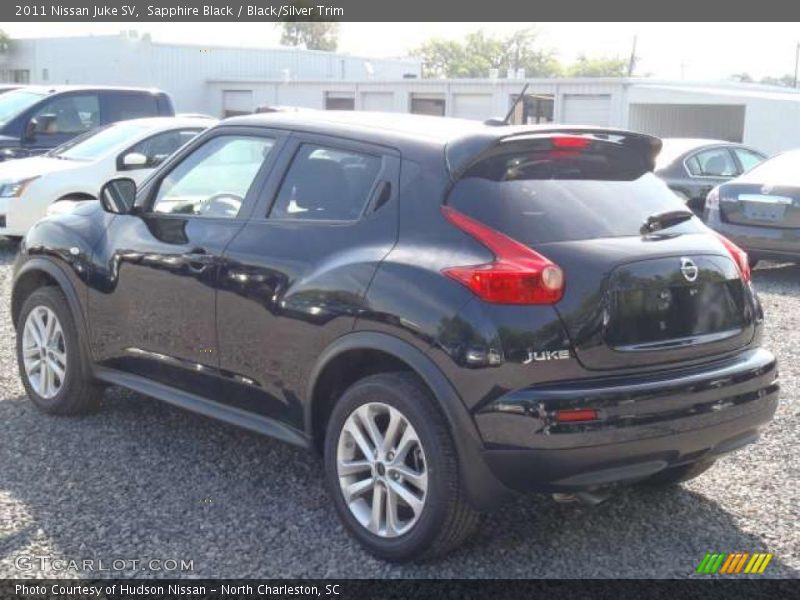 Sapphire Black / Black/Silver Trim 2011 Nissan Juke SV