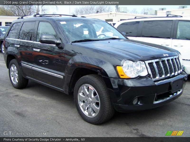 Front 3/4 View of 2008 Grand Cherokee Overland 4x4