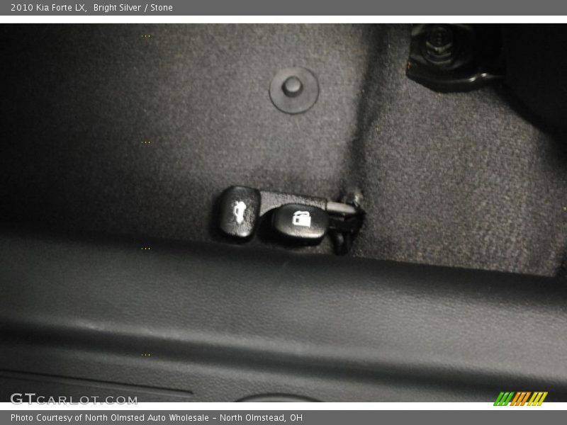Bright Silver / Stone 2010 Kia Forte LX