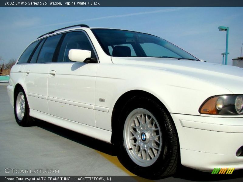 Alpine White / Black 2002 BMW 5 Series 525i Wagon