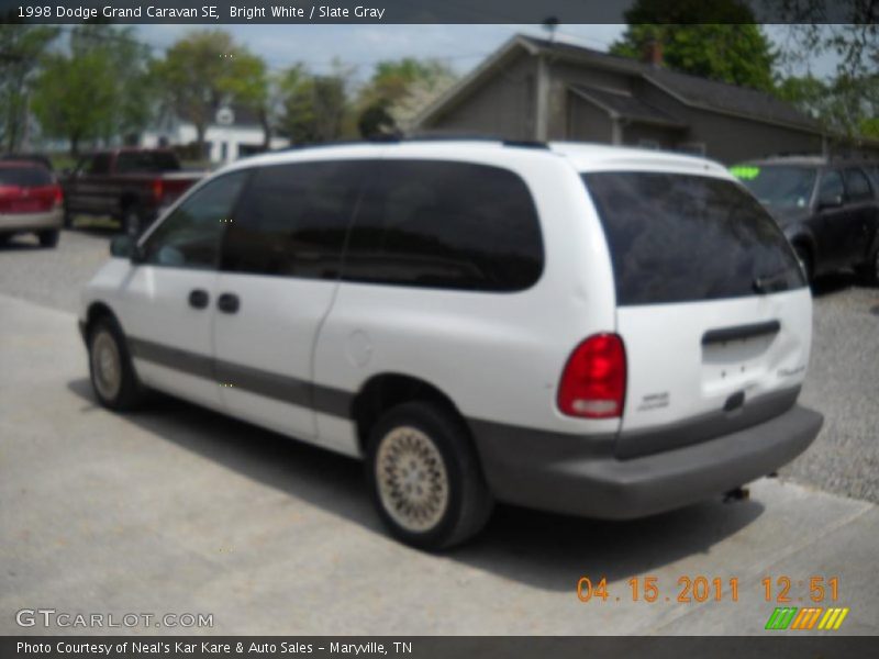 Bright White / Slate Gray 1998 Dodge Grand Caravan SE
