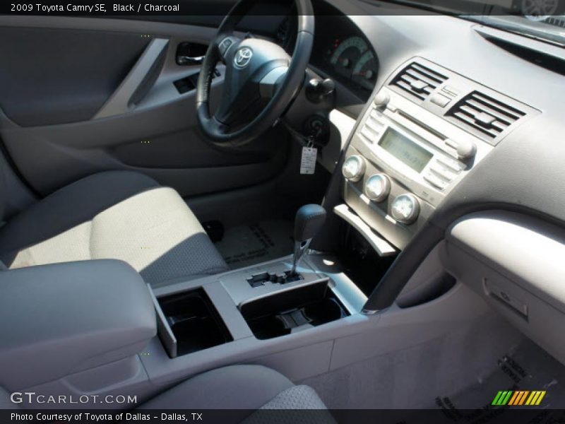 Black / Charcoal 2009 Toyota Camry SE