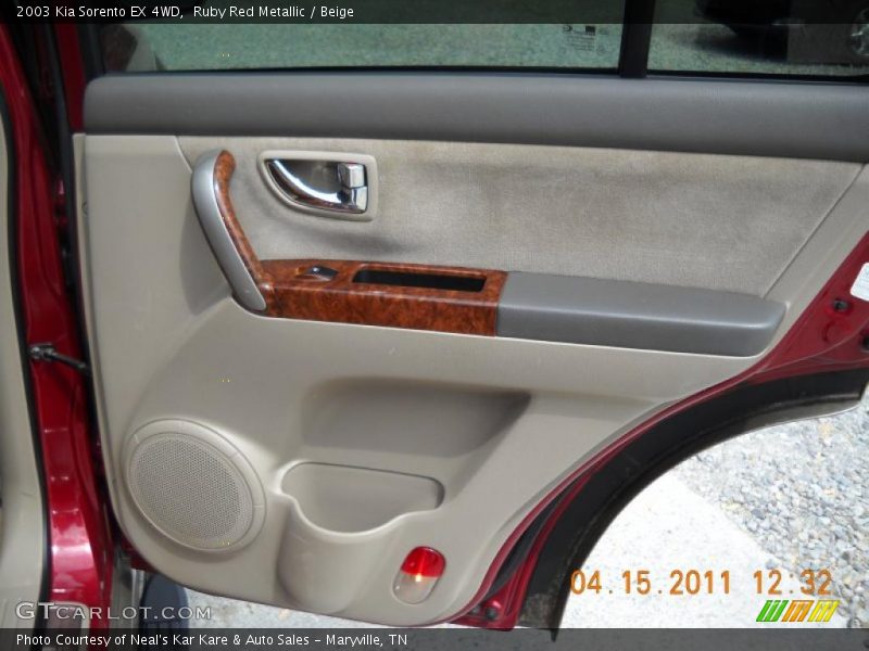 Ruby Red Metallic / Beige 2003 Kia Sorento EX 4WD