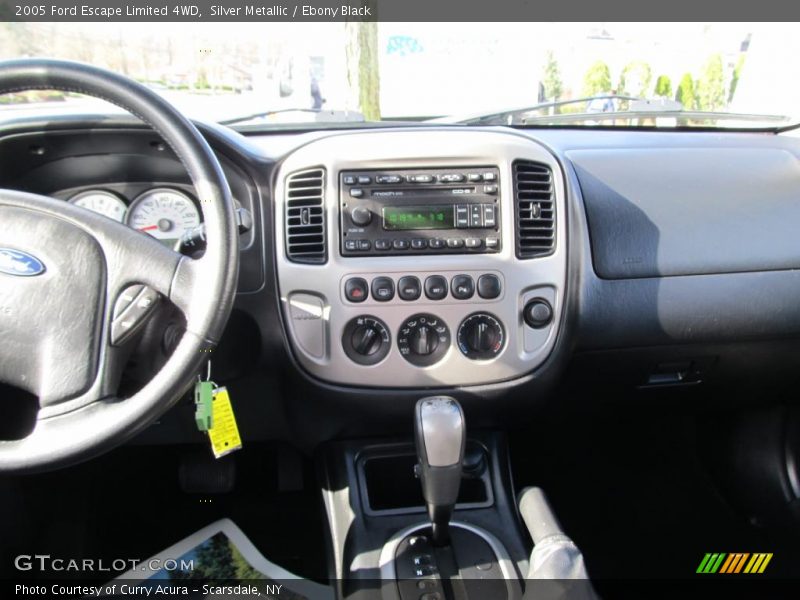 Silver Metallic / Ebony Black 2005 Ford Escape Limited 4WD