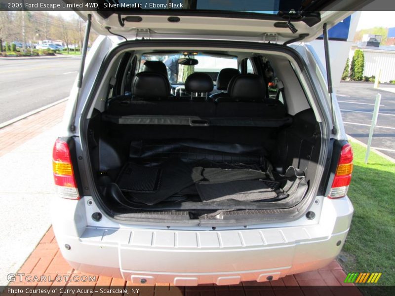 Silver Metallic / Ebony Black 2005 Ford Escape Limited 4WD
