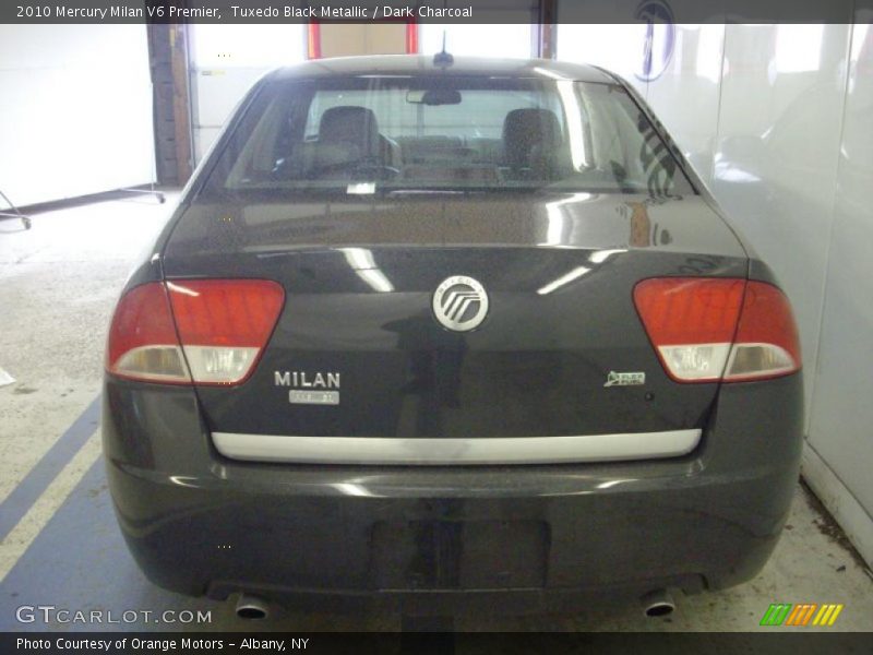 Tuxedo Black Metallic / Dark Charcoal 2010 Mercury Milan V6 Premier