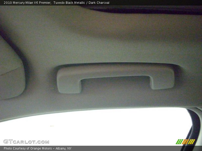Tuxedo Black Metallic / Dark Charcoal 2010 Mercury Milan V6 Premier