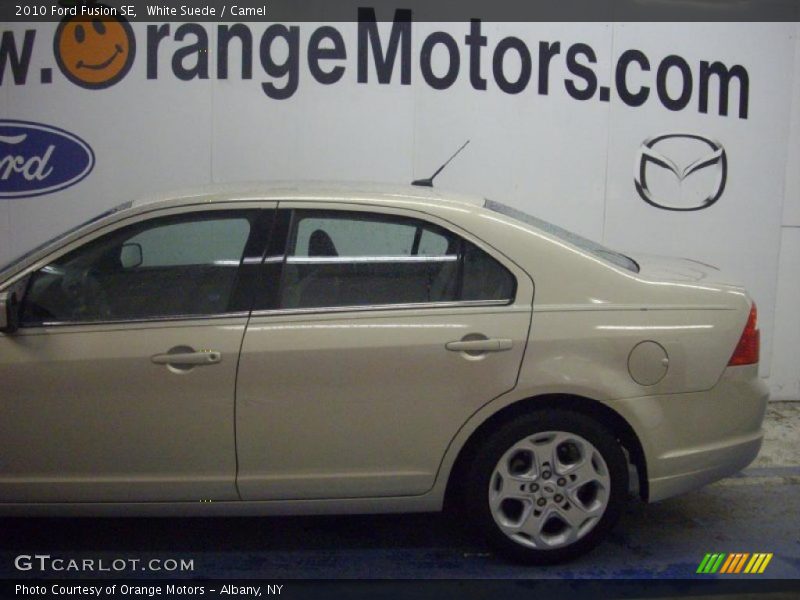 White Suede / Camel 2010 Ford Fusion SE