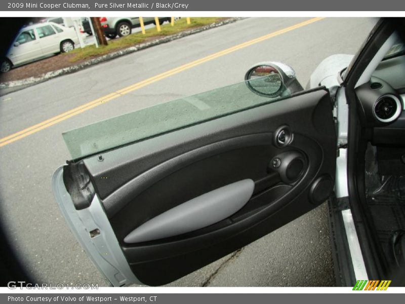 Pure Silver Metallic / Black/Grey 2009 Mini Cooper Clubman