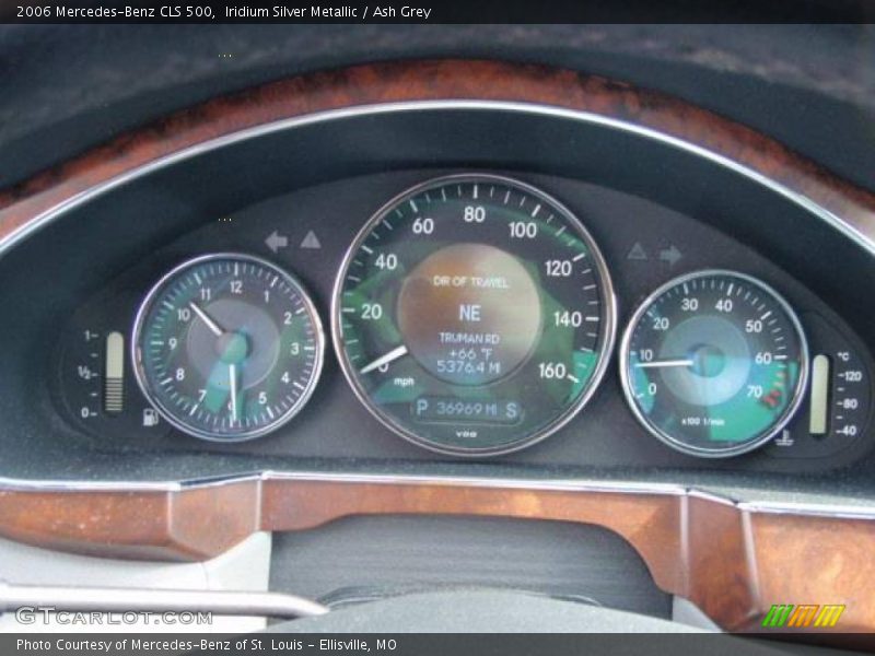 Iridium Silver Metallic / Ash Grey 2006 Mercedes-Benz CLS 500