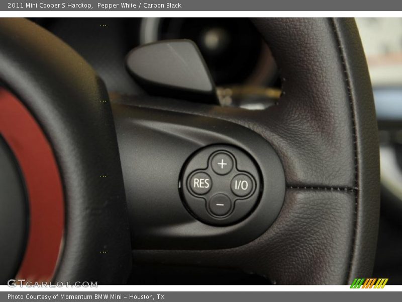 Pepper White / Carbon Black 2011 Mini Cooper S Hardtop