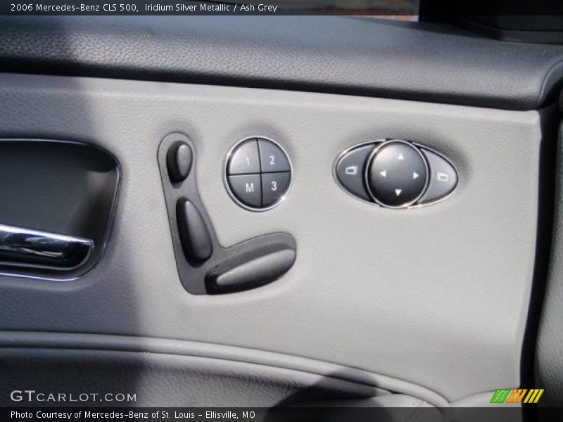 Iridium Silver Metallic / Ash Grey 2006 Mercedes-Benz CLS 500