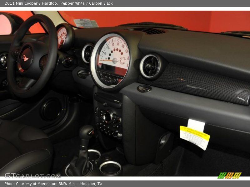 Pepper White / Carbon Black 2011 Mini Cooper S Hardtop