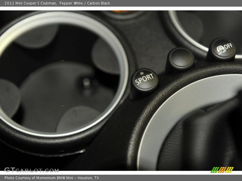 Pepper White / Carbon Black 2011 Mini Cooper S Clubman