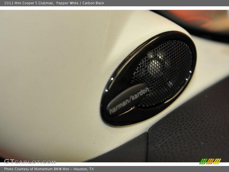 Pepper White / Carbon Black 2011 Mini Cooper S Clubman