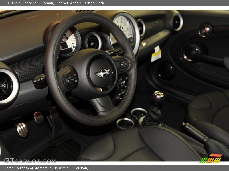 Pepper White / Carbon Black 2011 Mini Cooper S Clubman