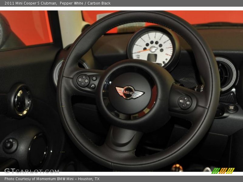 Pepper White / Carbon Black 2011 Mini Cooper S Clubman
