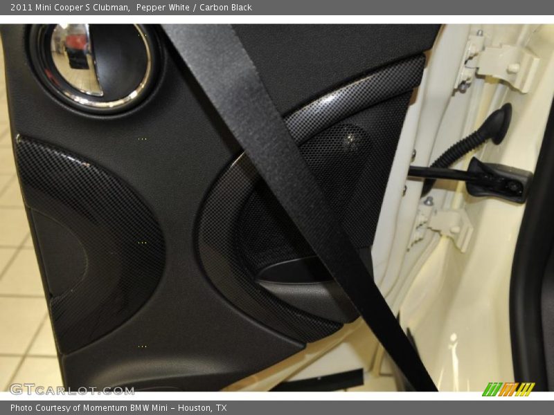 Pepper White / Carbon Black 2011 Mini Cooper S Clubman