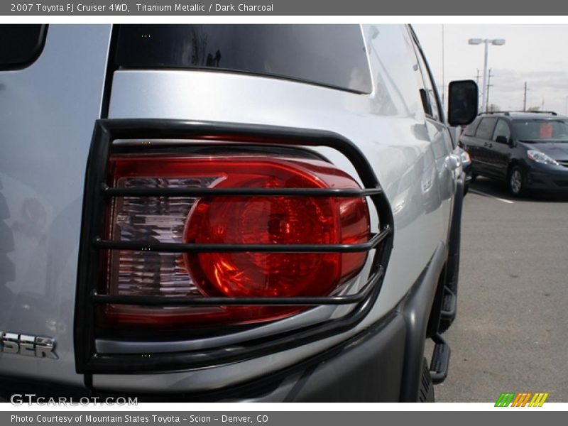 Titanium Metallic / Dark Charcoal 2007 Toyota FJ Cruiser 4WD